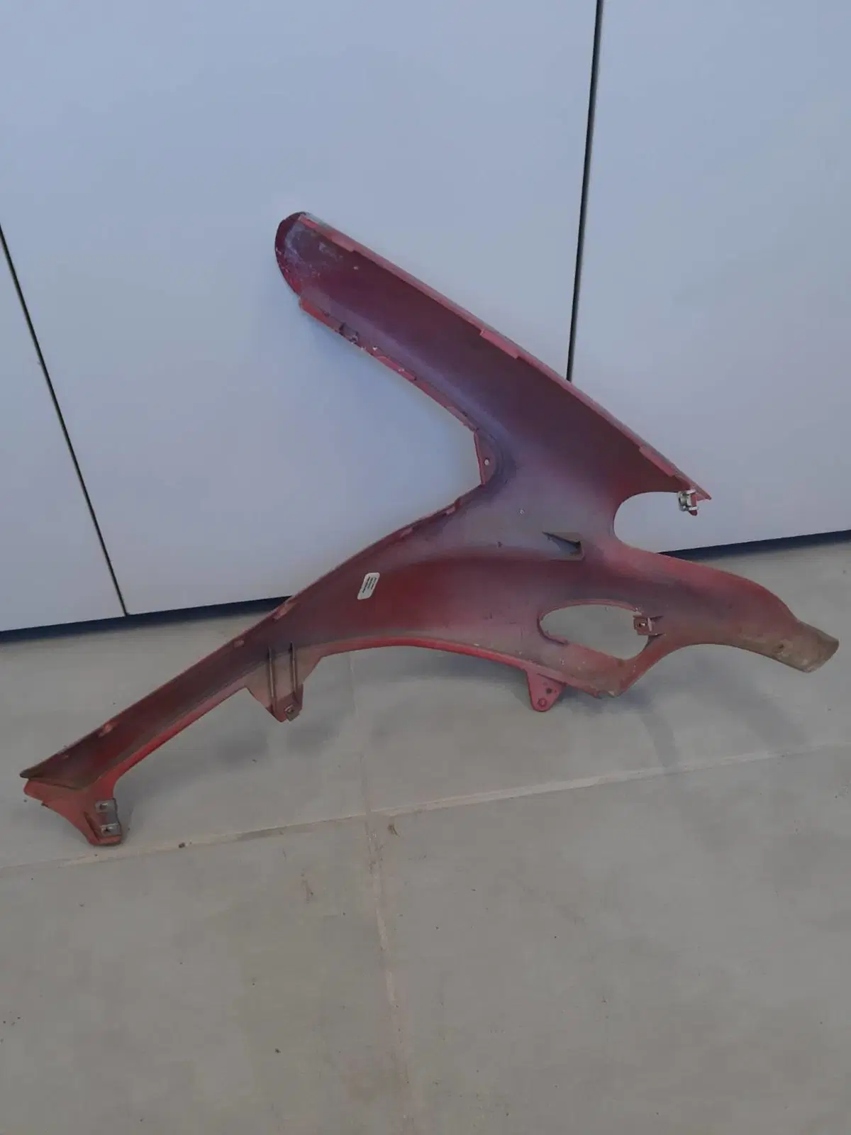 Carena anteriore sx Gilera Runner grigia. (4)