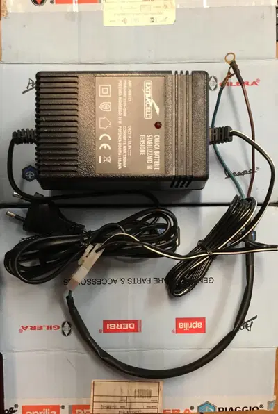 Carica batterie Moto Guzzi