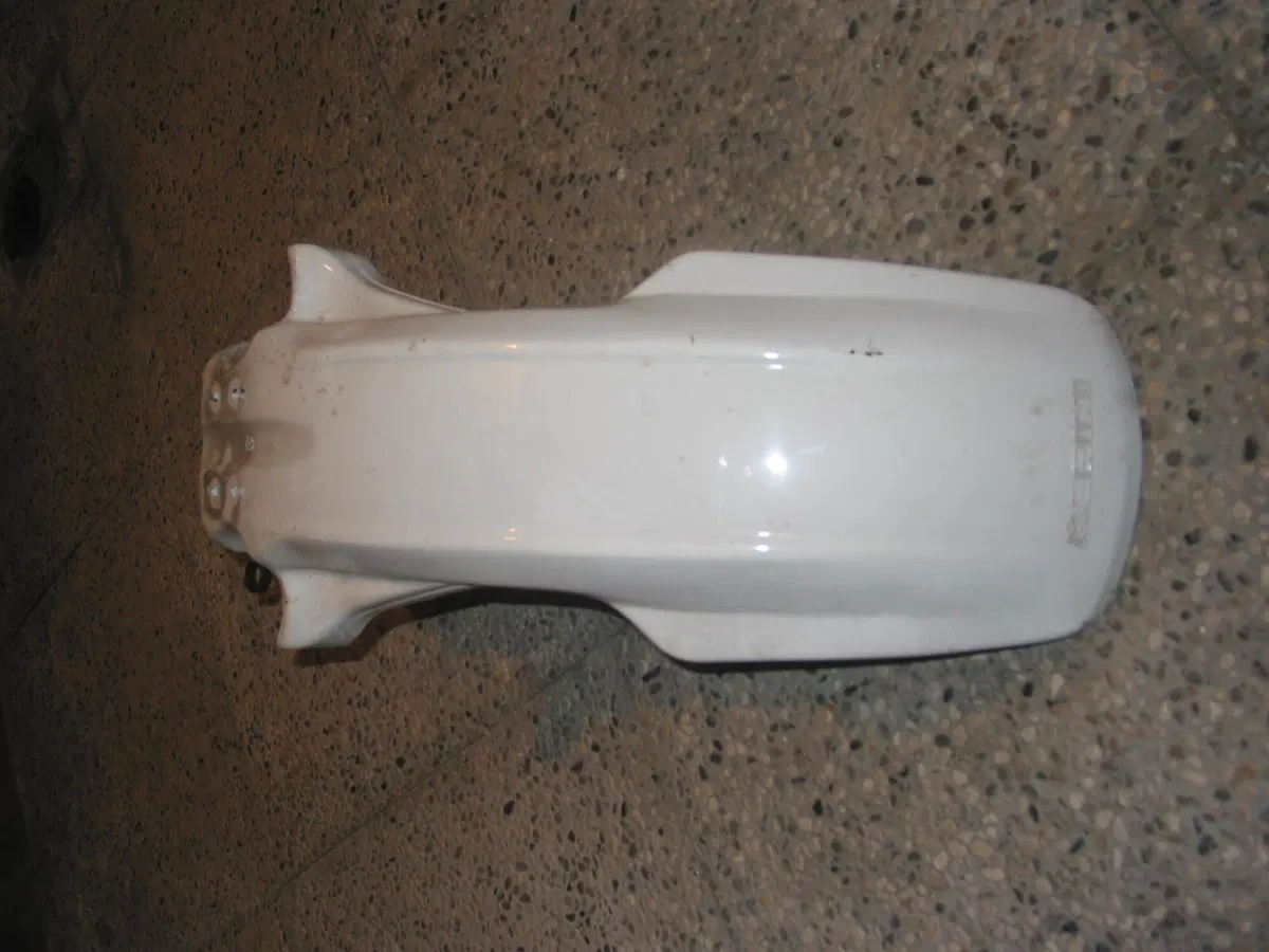 Parafango anteriore Moto morini Kanguro 350 (12)