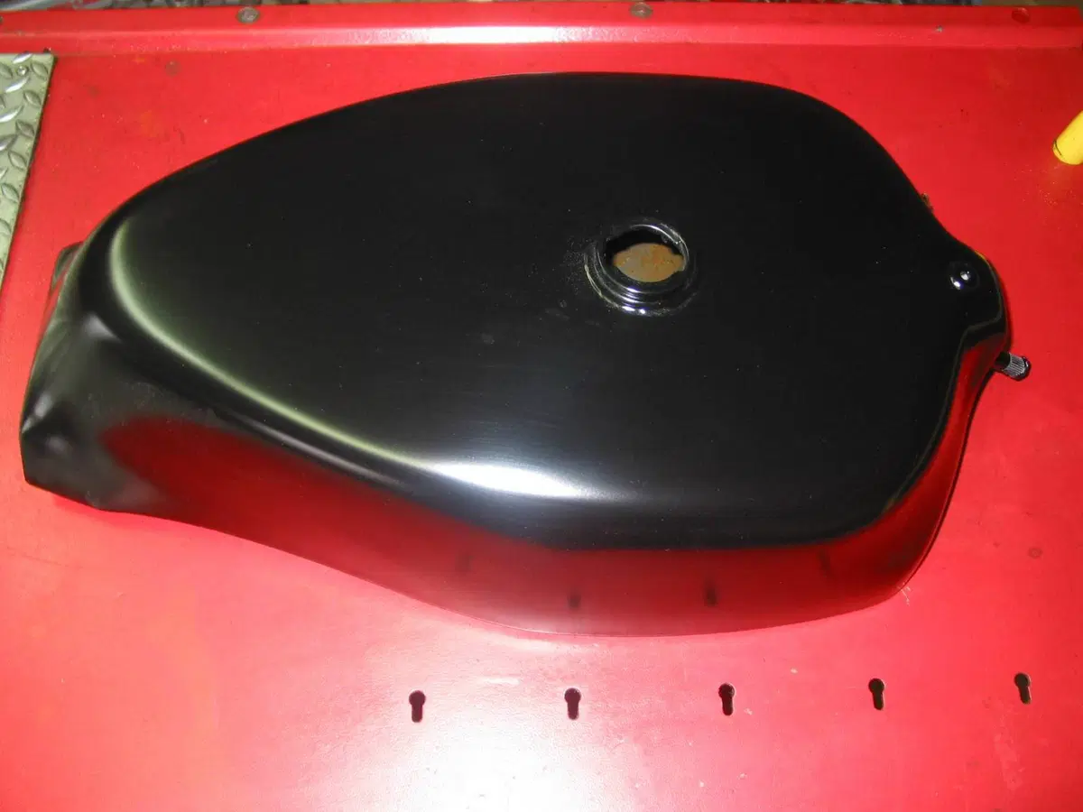 Serbatoio grezzo per Bimota SB4