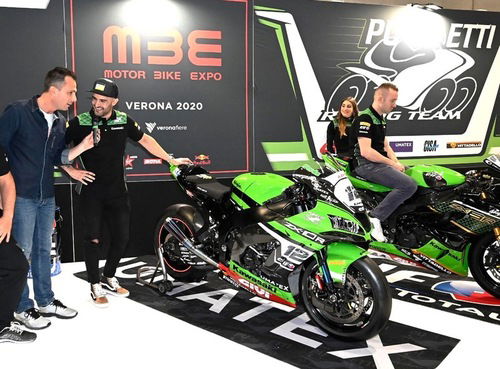 Presentato all' MBE di Verona il Kawasaki Puccetti Racing 2020 (4)