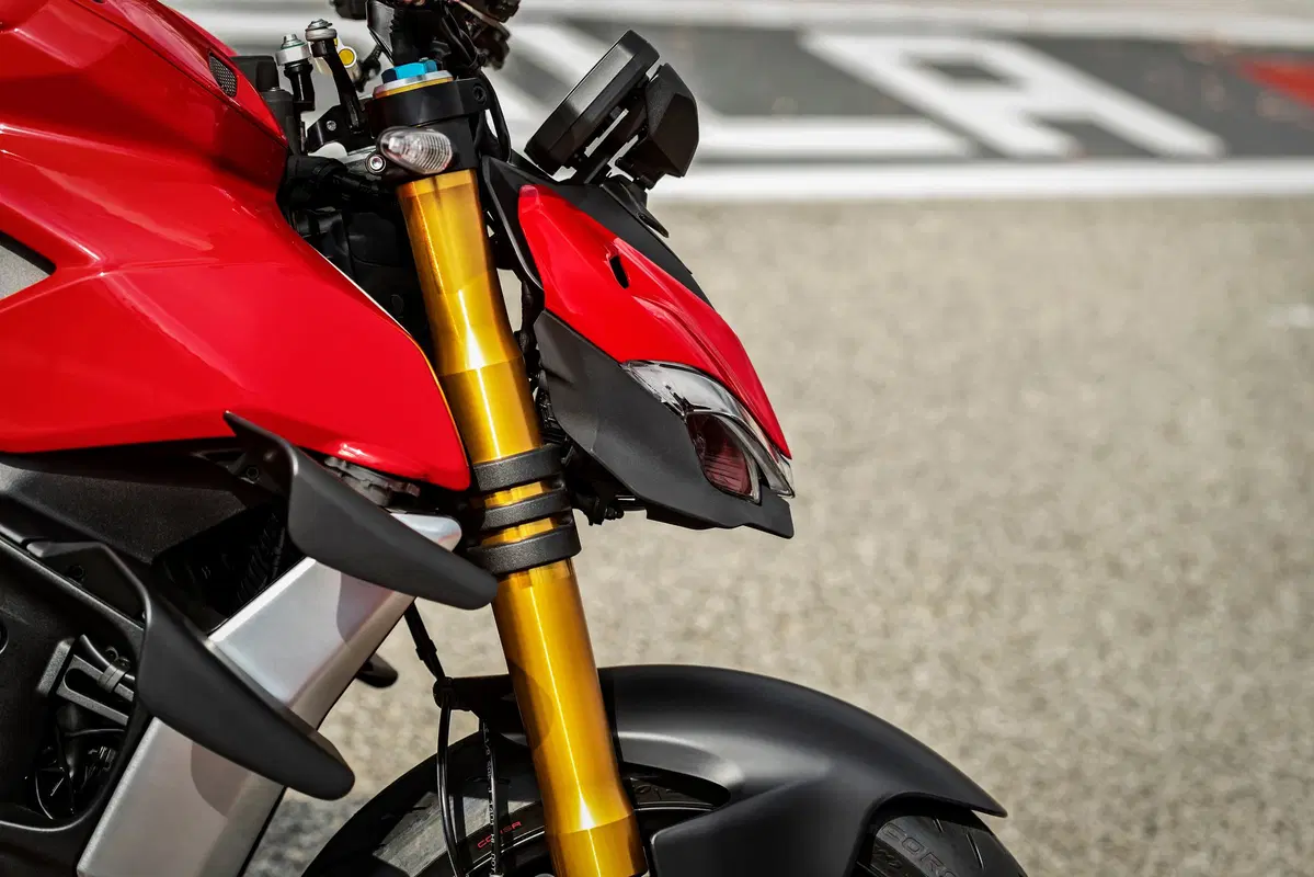 Ducati Streetfighter V4: foto, video, dati e prezzi (6)