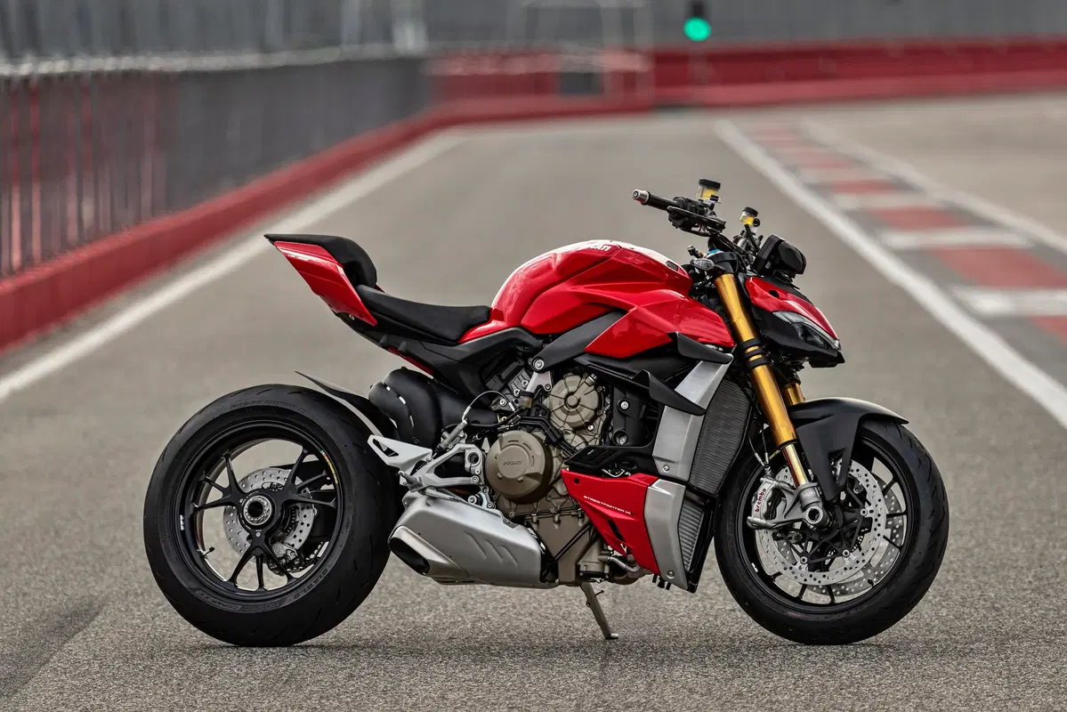 Ducati Streetfighter V4: foto, video, dati e prezzi (13)