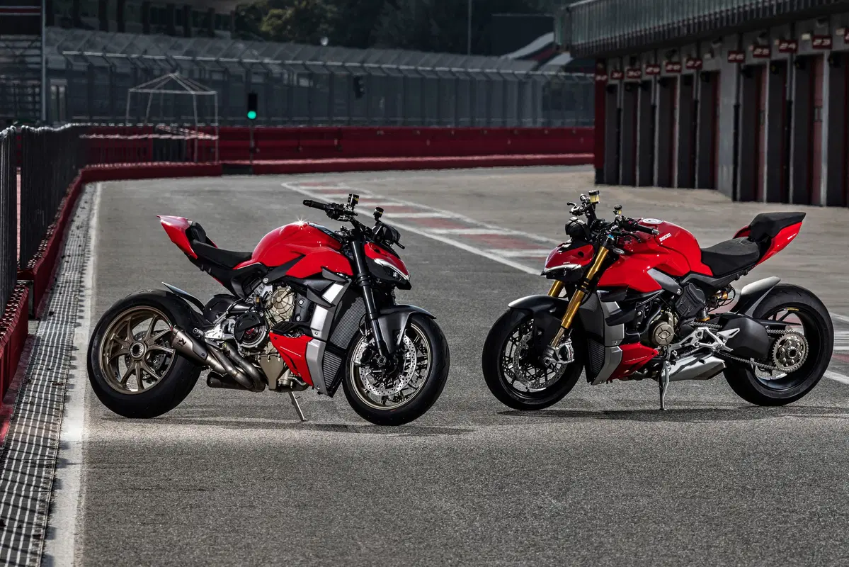 Ducati Streetfighter V4: foto, video, dati e prezzi (17)