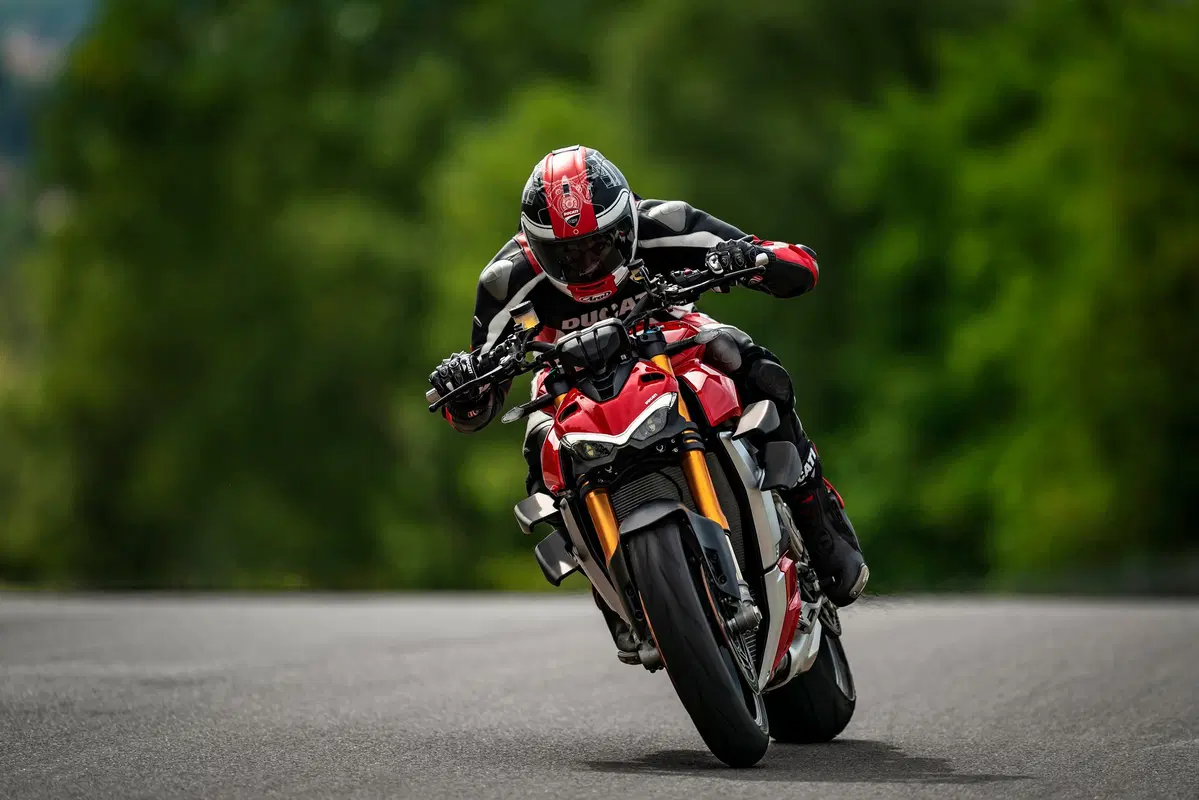 Ducati Streetfighter V4: foto, video, dati e prezzi (27)