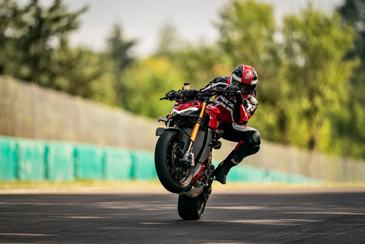 Ducati Streetfighter V4: foto, video, dati e prezzi (29)