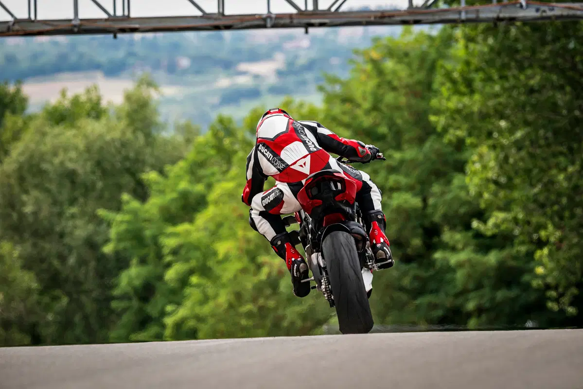 Ducati Streetfighter V4: foto, video, dati e prezzi (40)