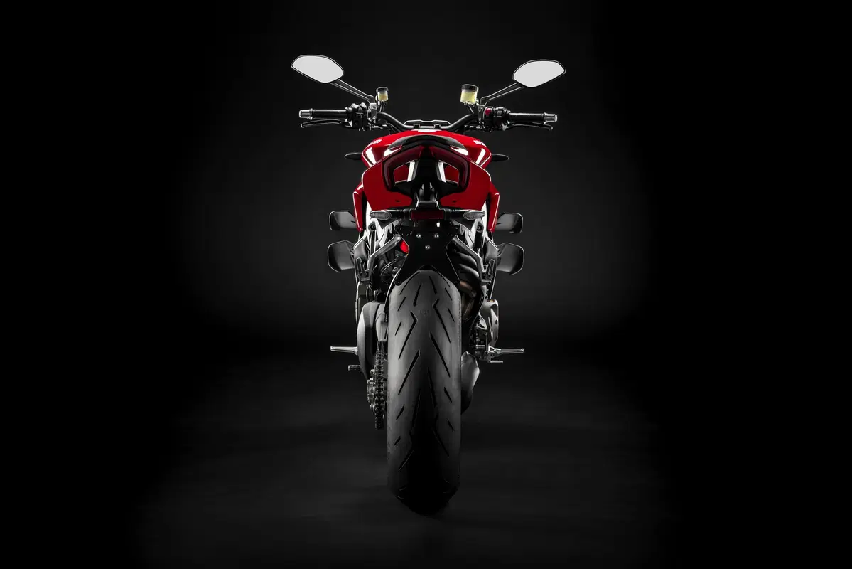 Ducati Streetfighter V4: foto, video, dati e prezzi (47)