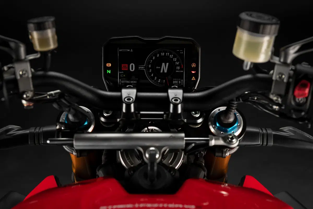Ducati Streetfighter V4: foto, video, dati e prezzi (51)