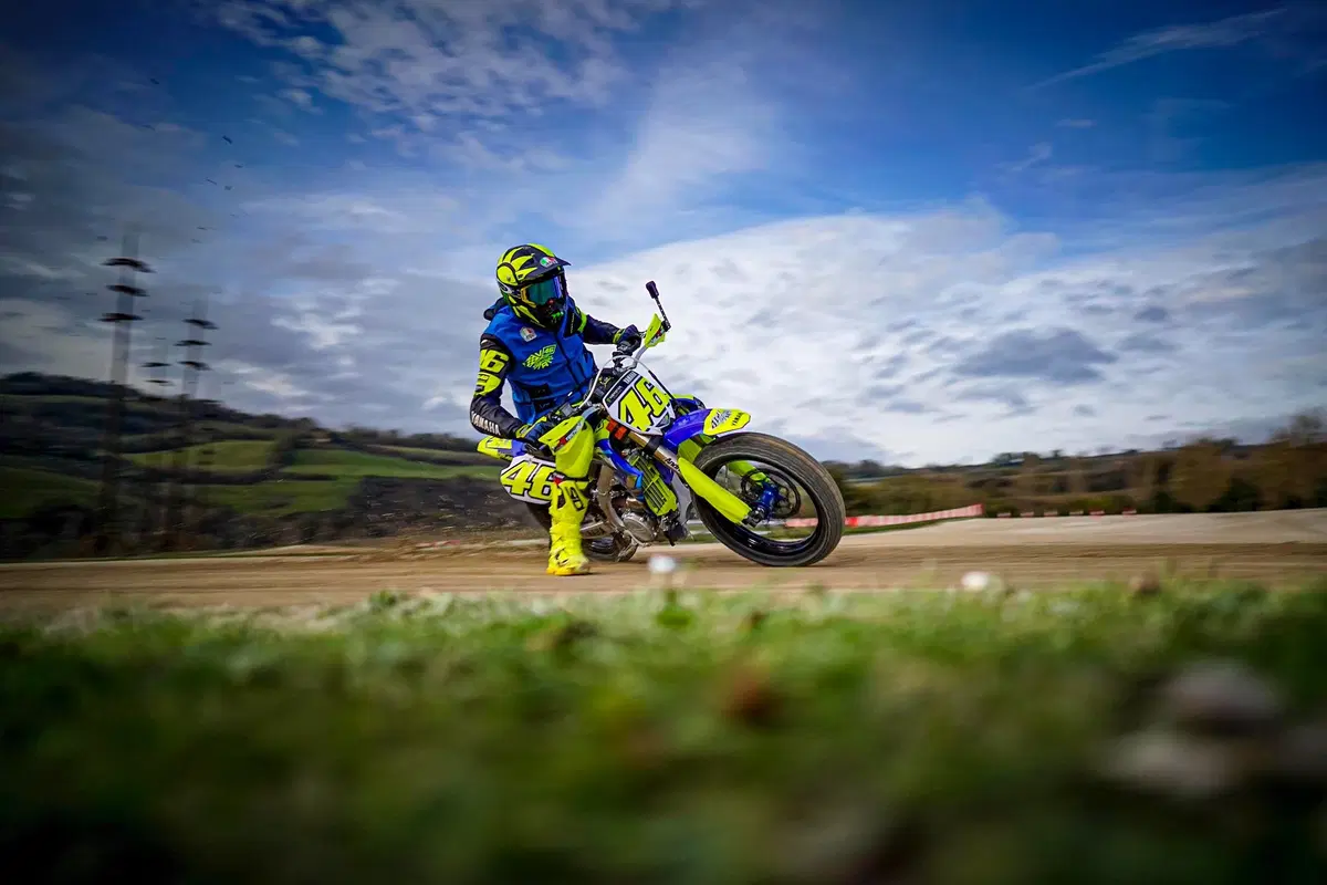 100 km dei campioni: vincono Valentino Rossi e Luca Marini