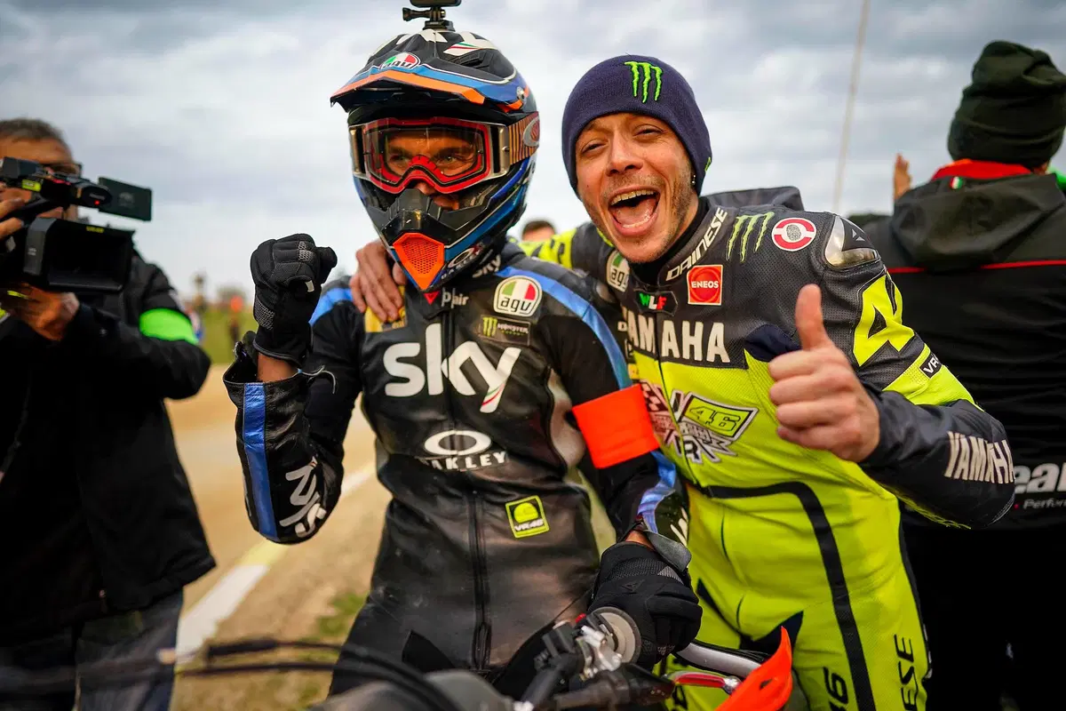 100 km dei campioni: vincono Valentino Rossi e Luca Marini (12)