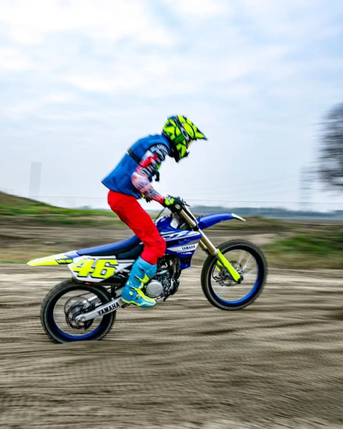 Valentino Rossi: allenamento con la moto da cross [VIDEO] (4)