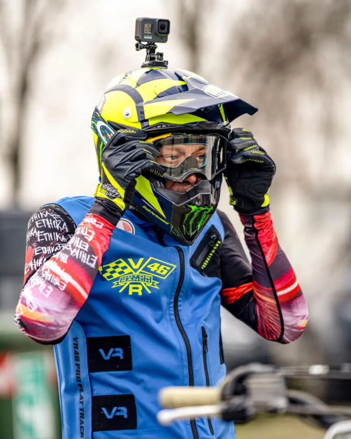 Valentino Rossi: allenamento con la moto da cross [VIDEO] (8)