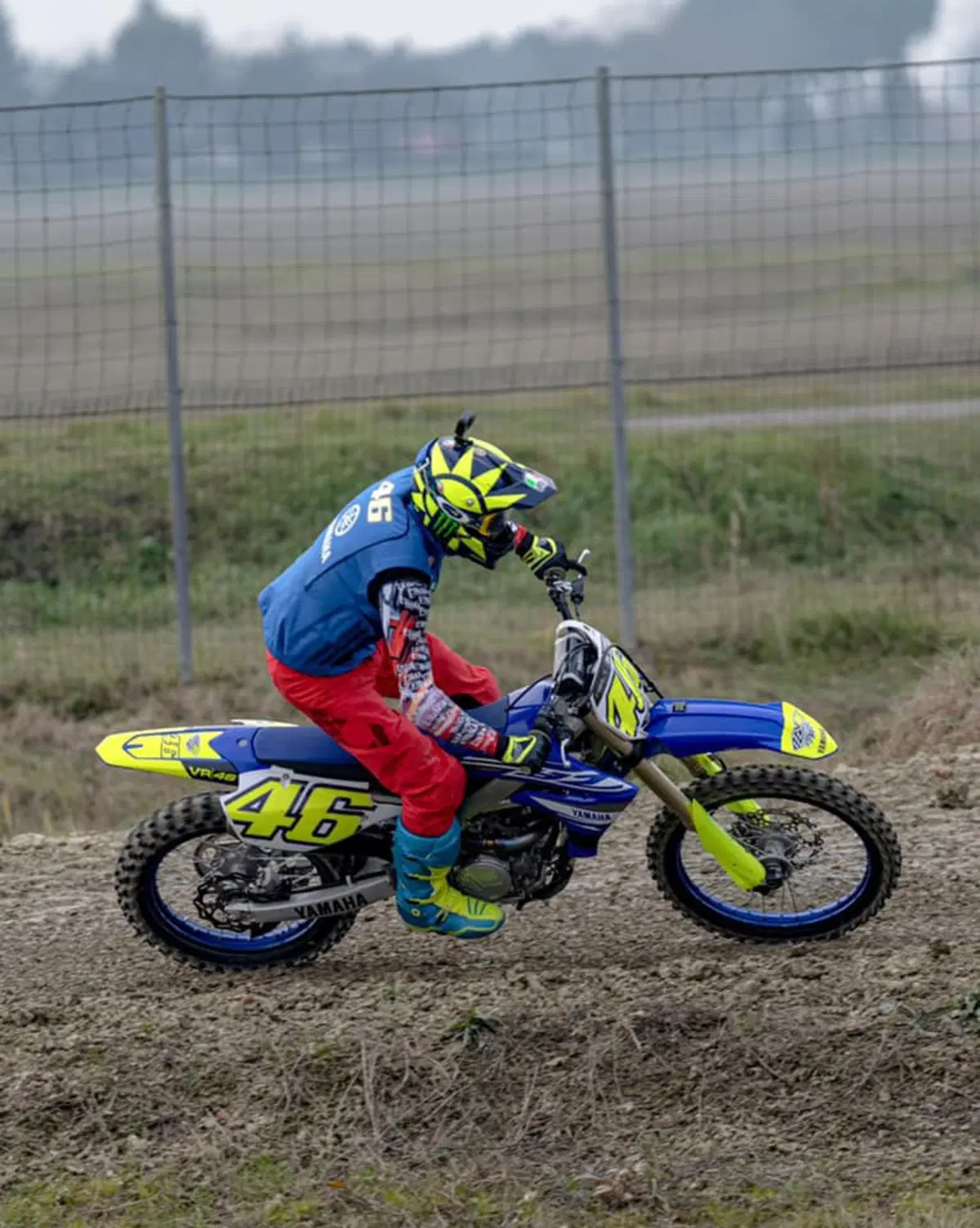 Valentino Rossi: allenamento con la moto da cross [VIDEO] (2)