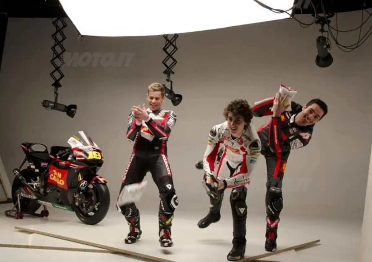 Gresini: "In rispetto a Marco siamo passati dal bianco al nero"