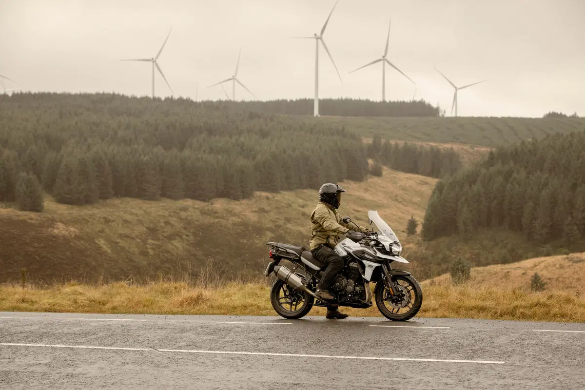 Triumph Tiger 1200, le nuove Desert e Alpine Edition 2020 (7)