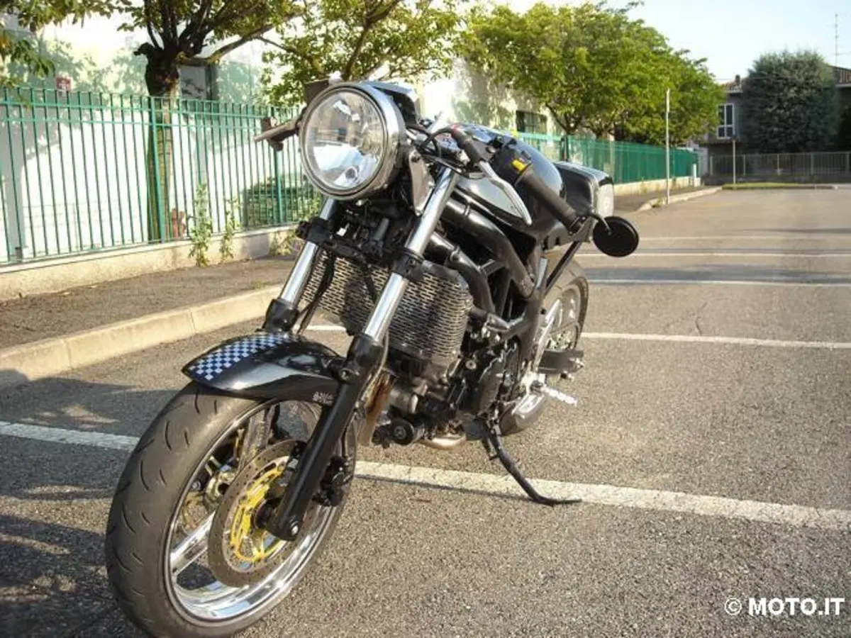 Le Strane di Moto.it: Suzuki SV 650 Café Racer (3)