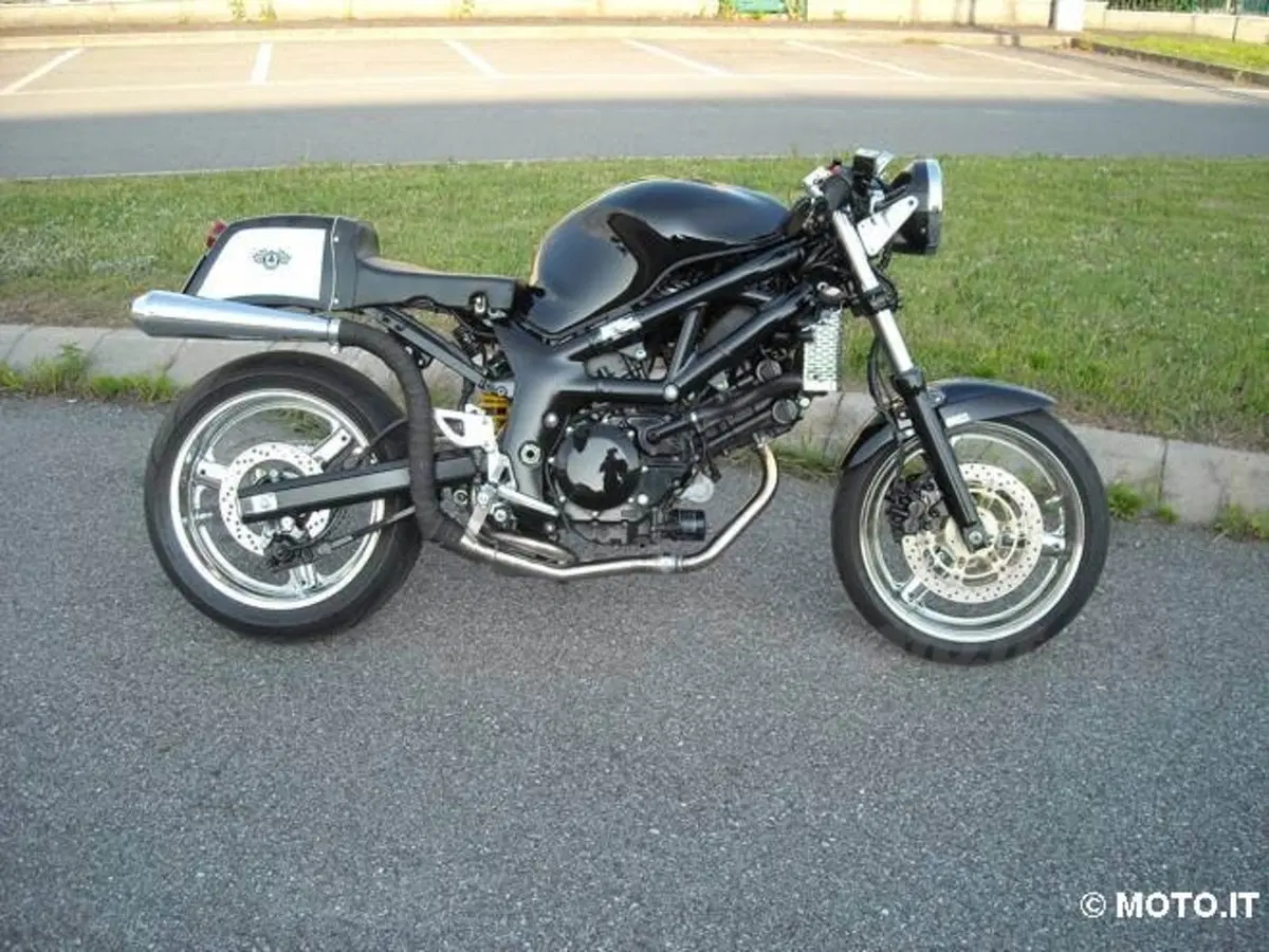 Le Strane di Moto.it: Suzuki SV 650 Café Racer (4)