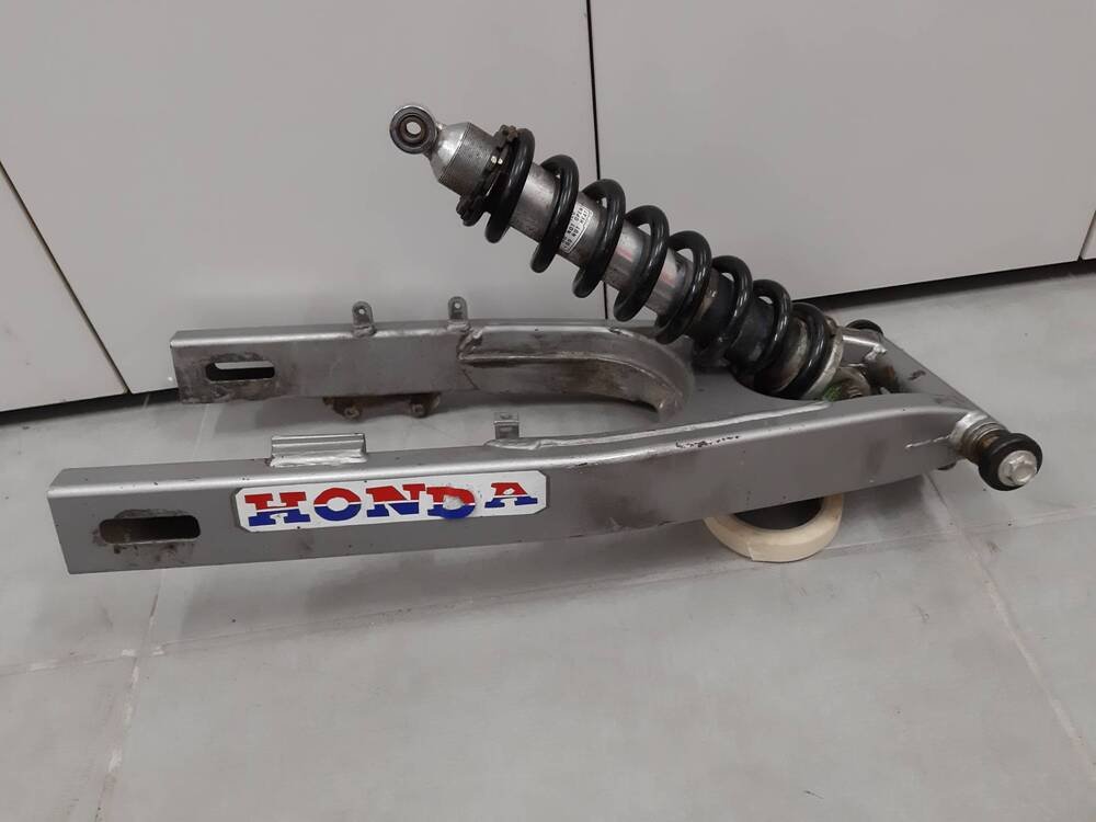 Forcellone, Mono Ammortizzatore Honda Dominator (3)