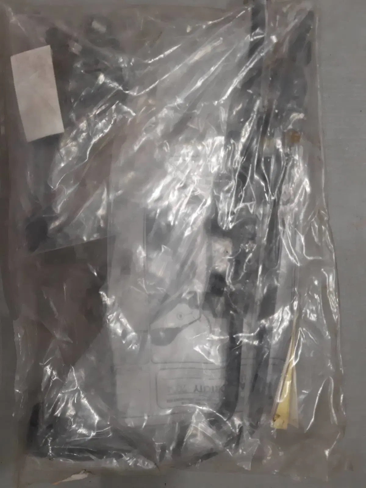 Kit attacchi givi parabrezza aprilia sport city (2)