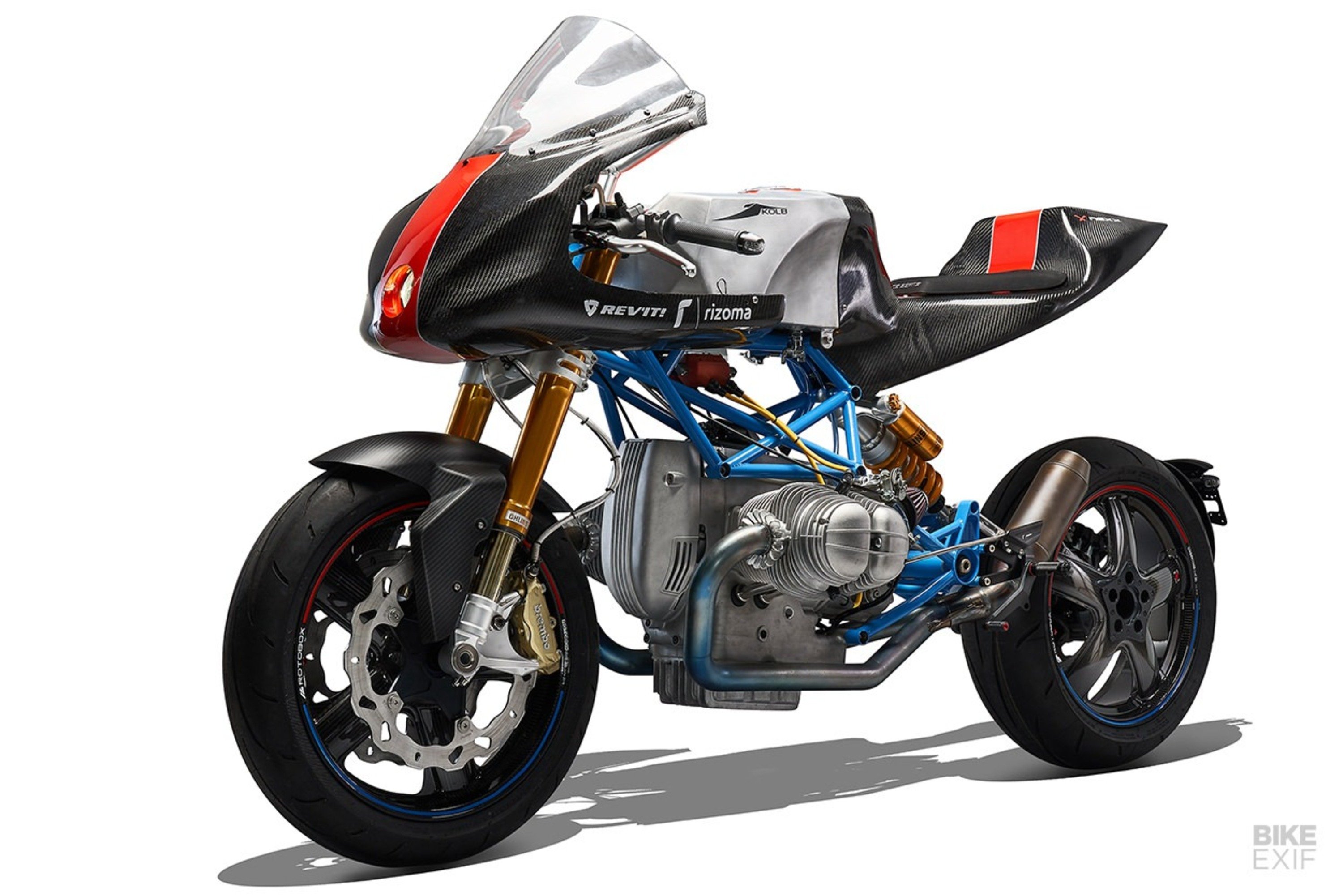 BMW R90/6: un lavoro radicale l&#039;ha trasformata in una moto da pista