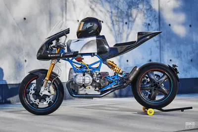 BMW R90/6: un lavoro radicale l'ha trasformata in una moto da pista