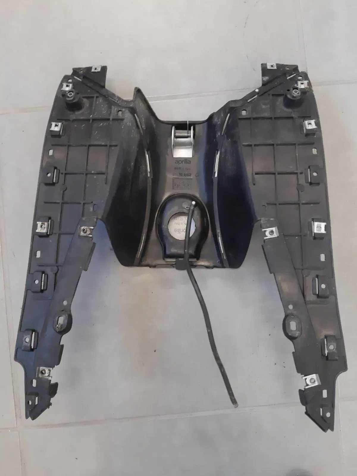 Aprilia Leonardo Poggia Piedi (2)