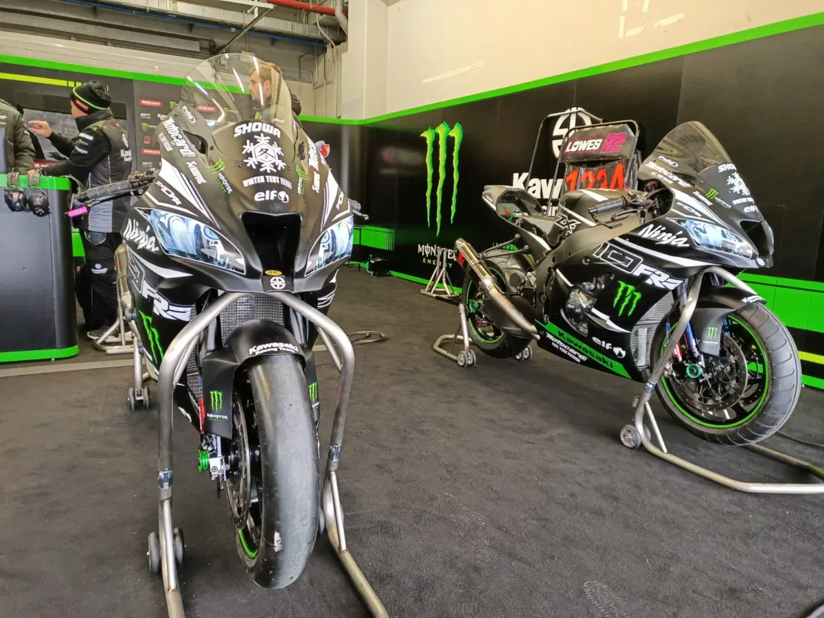 Test SBK. Debutto bagnato per la nuova Honda (8)