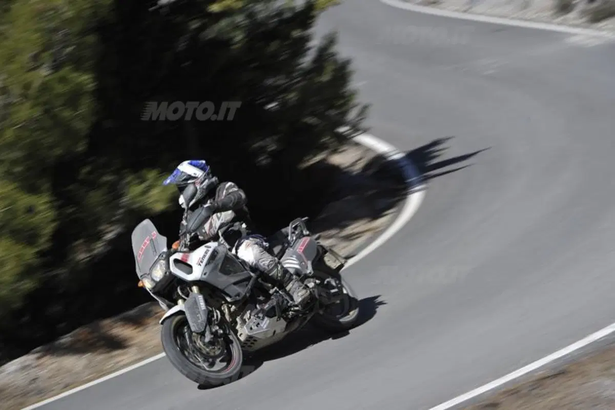 Yamaha XT1200Z Worldcrosser. Terza tappa, comfort e consumi (9)