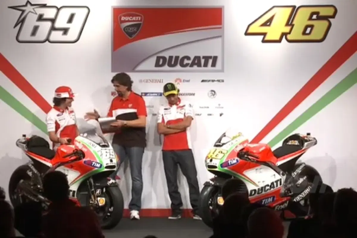 Presentate le Ducati Desmosedici GP12 di Rossi e Hayden (3)
