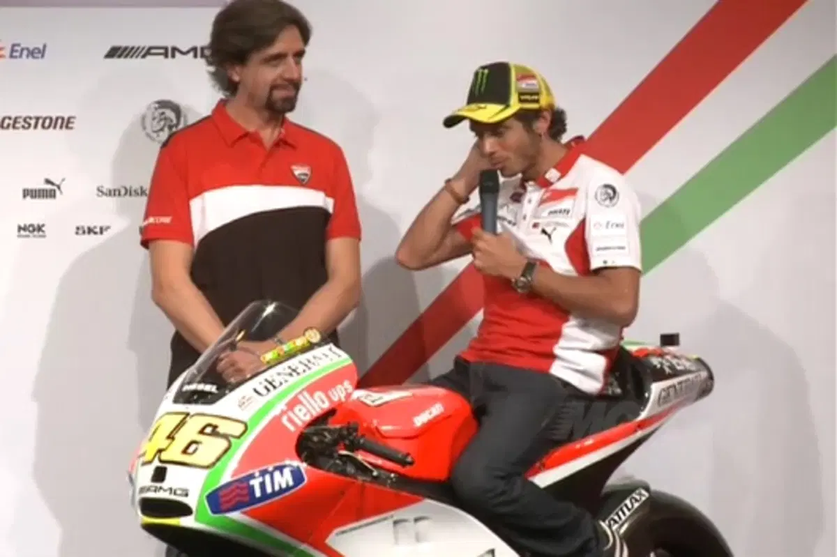 Presentate le Ducati Desmosedici GP12 di Rossi e Hayden (5)