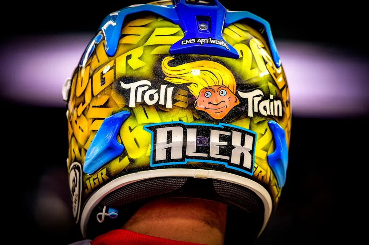 Gallery. Lo spettacolo del Supercross è fuori dalla pista (34)
