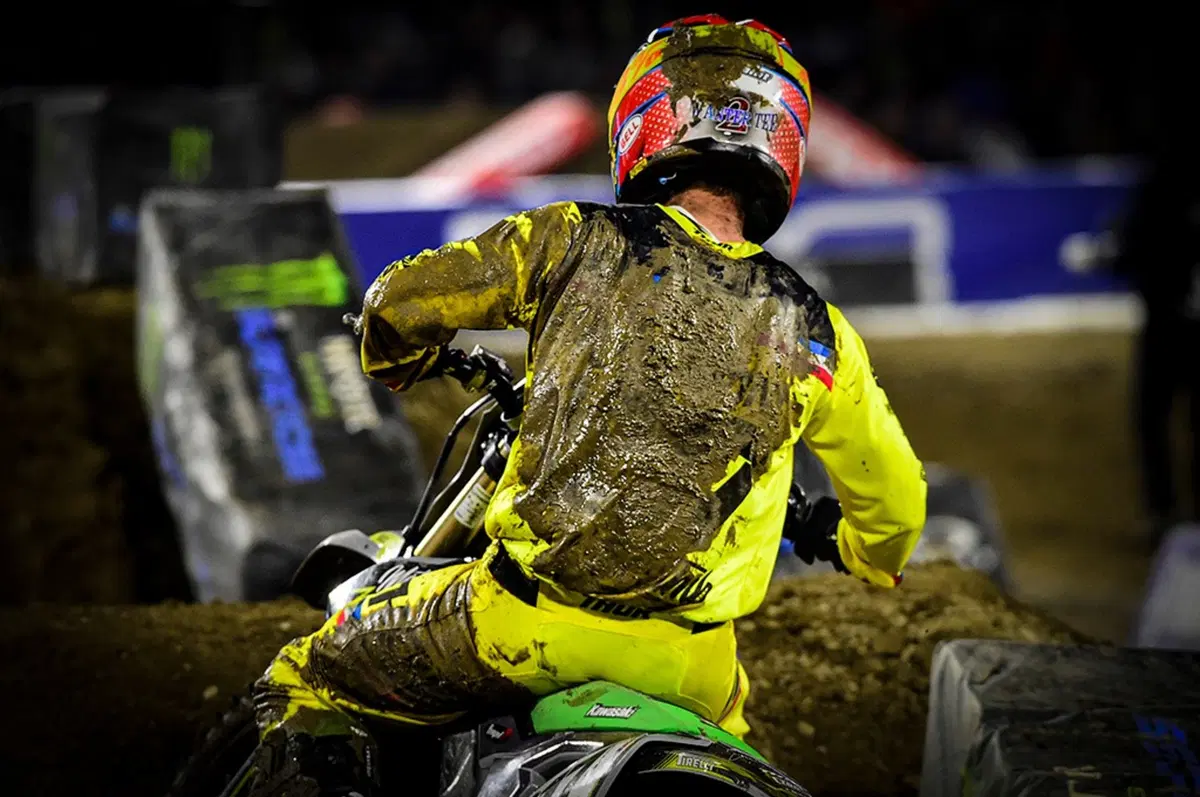 Gallery. Lo spettacolo del Supercross è fuori dalla pista (43)