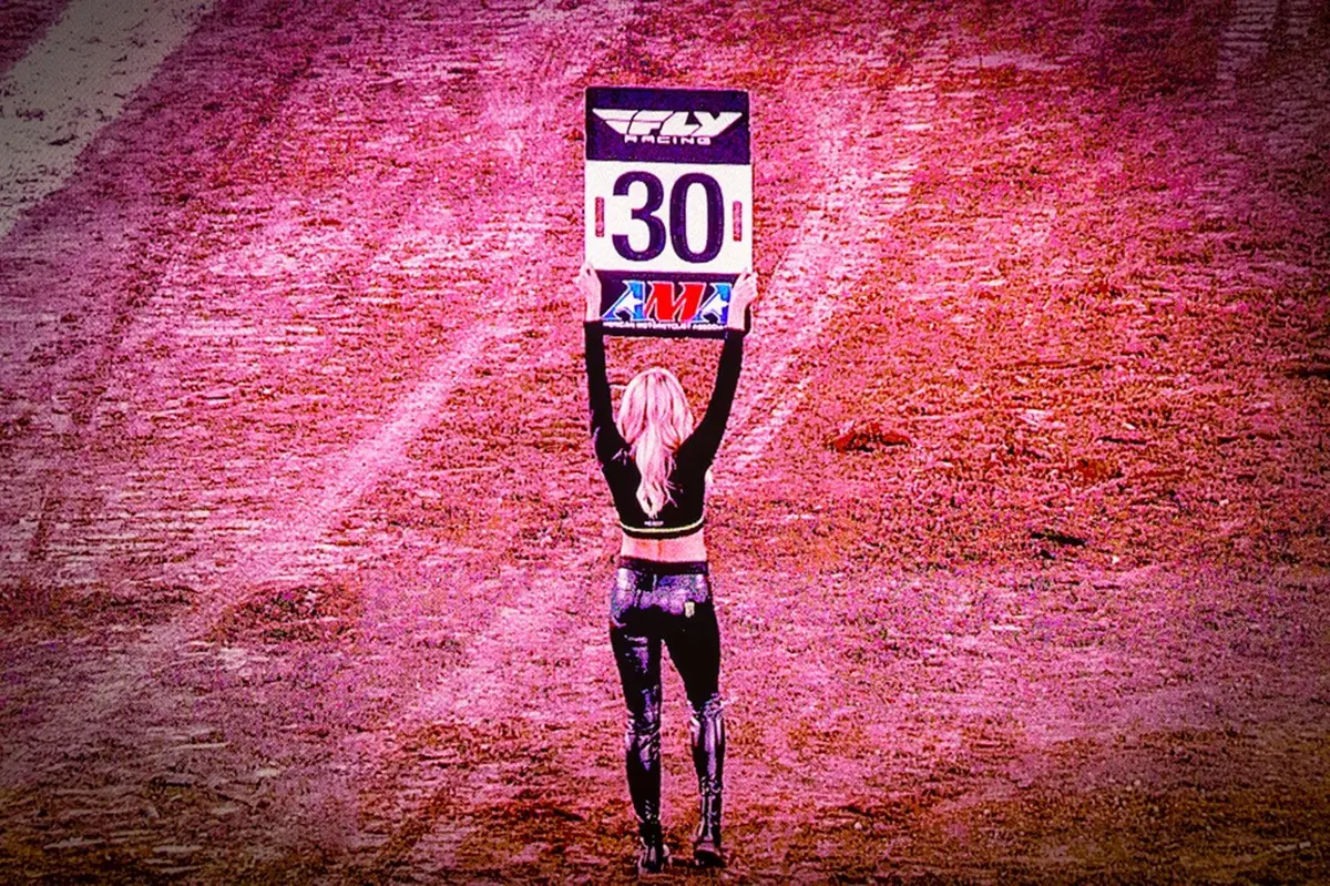 Gallery. Lo spettacolo del Supercross è fuori dalla pista (83)