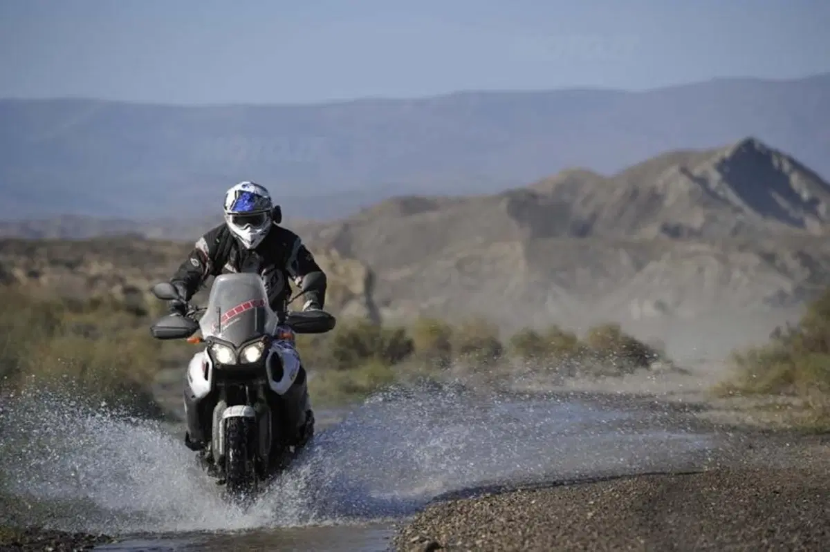 Yamaha XT1200Z Super Ténéré Worldcrosser   (3)