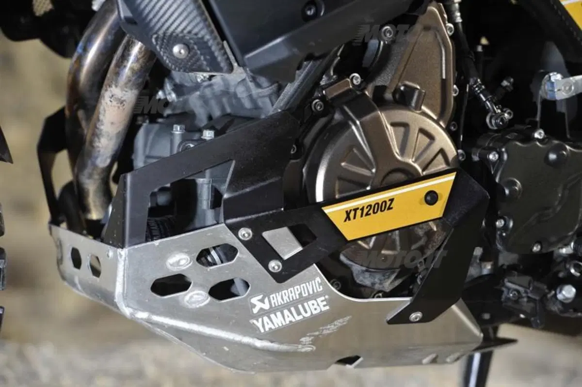 Yamaha XT1200Z Super Ténéré Worldcrosser   (39)
