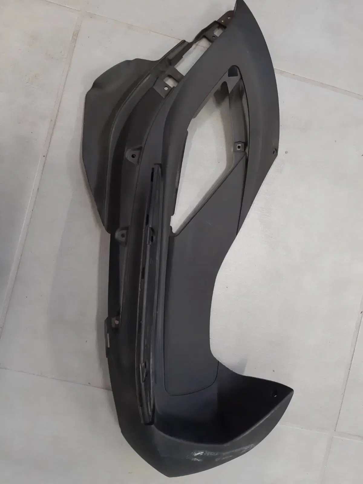Carena pedana dx Piaggio Beverly 300