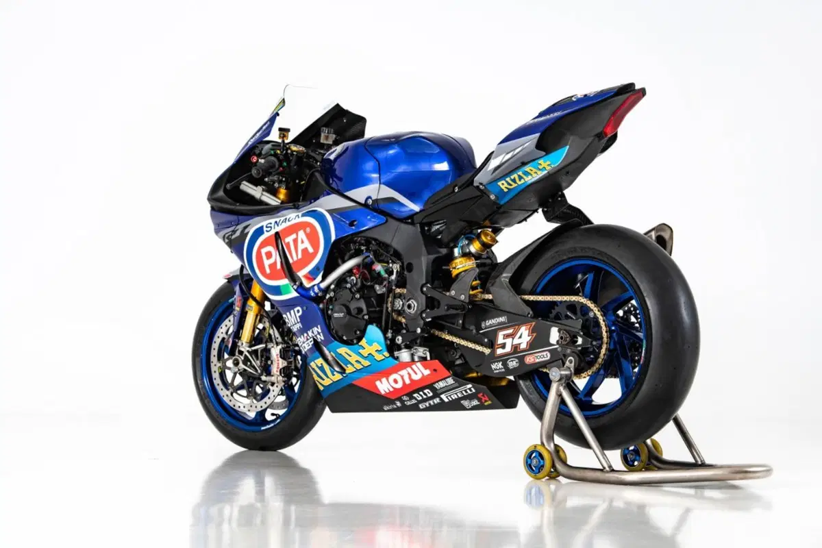 Le cinque Yamaha R1 del mondiale SBK 2020 (15)