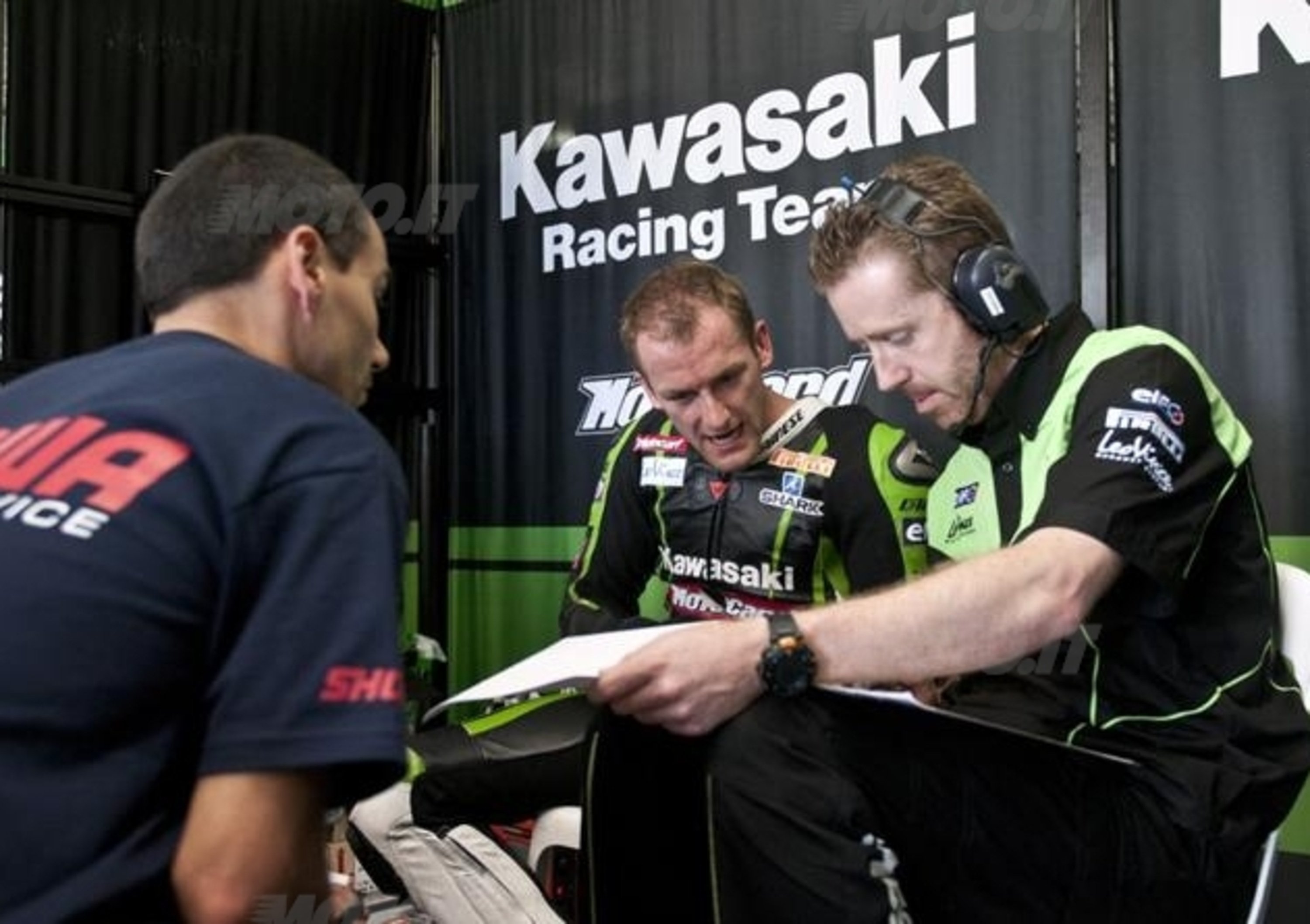 Tom Sykes su Kawasaki impressiona nei test SBK di Aragon