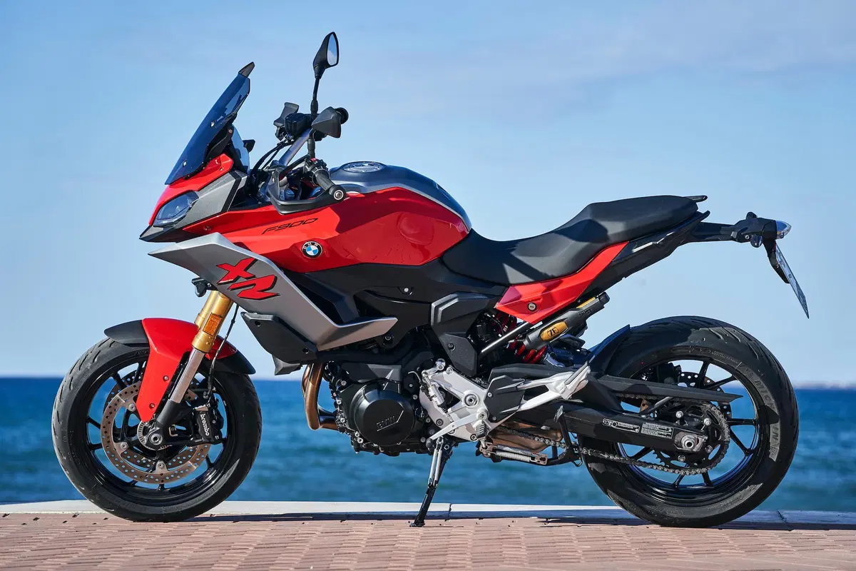 BMW F900 XR. Crossover accessibile (13)
