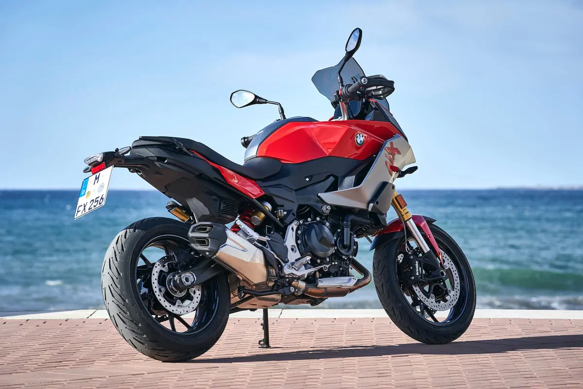 BMW F900 XR. Crossover accessibile (18)