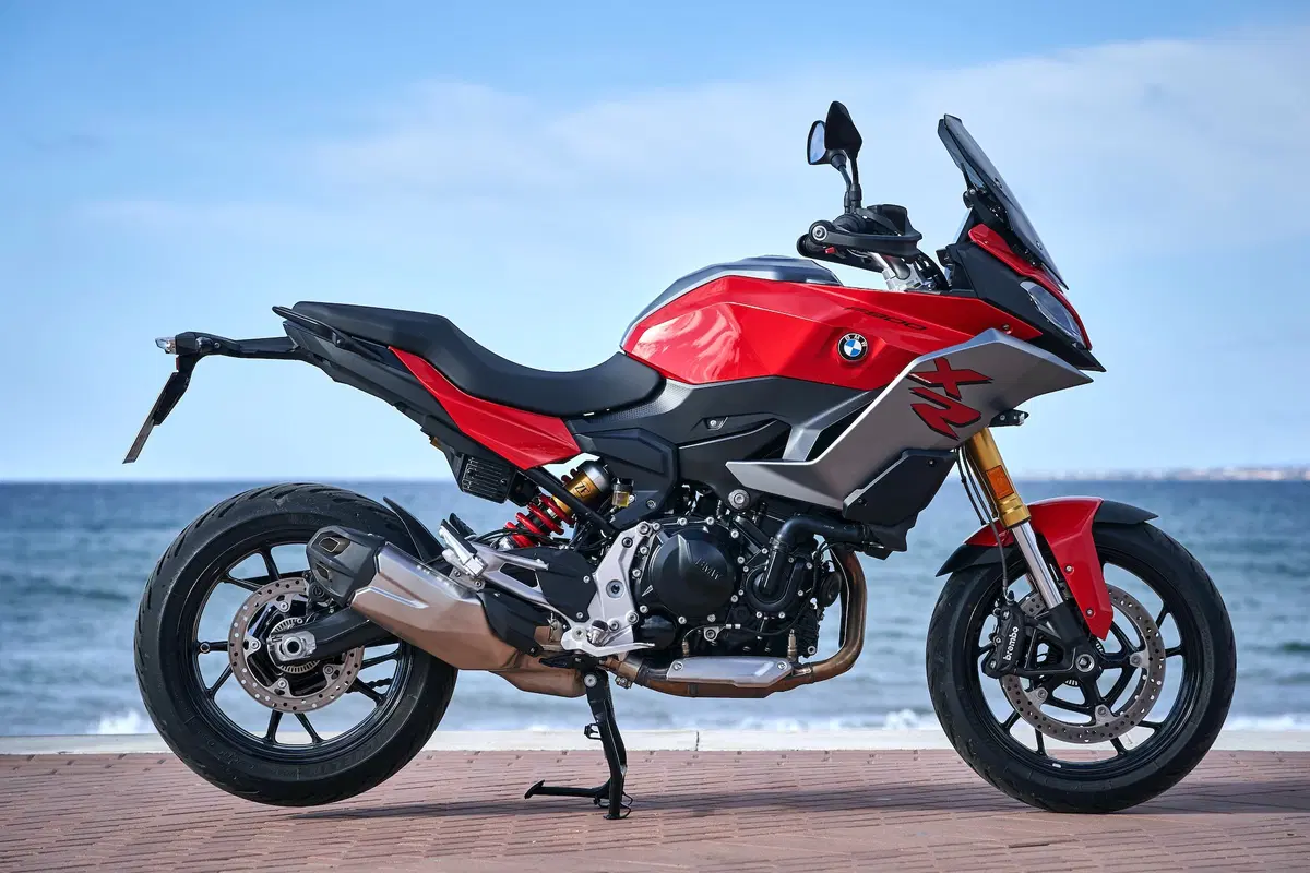 BMW F900 XR. Crossover accessibile (21)