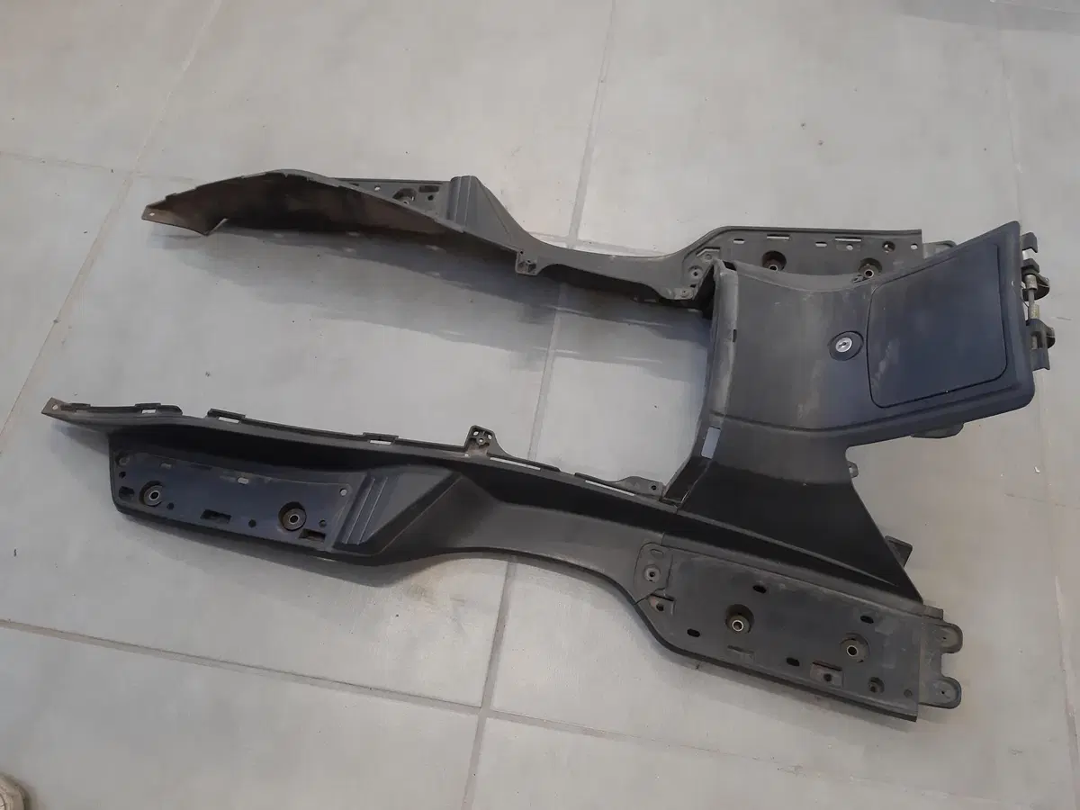 Pedana Suzuki Burgman 400 01/02 (2)