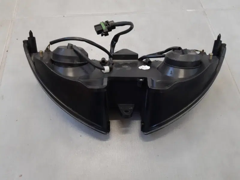 Fanale anteriore Piaggio X9 (2)