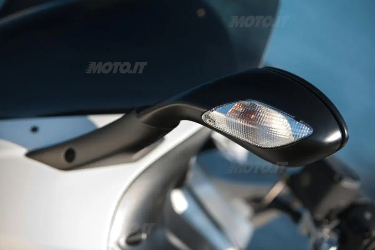 Aprilia SRV 850   (28)