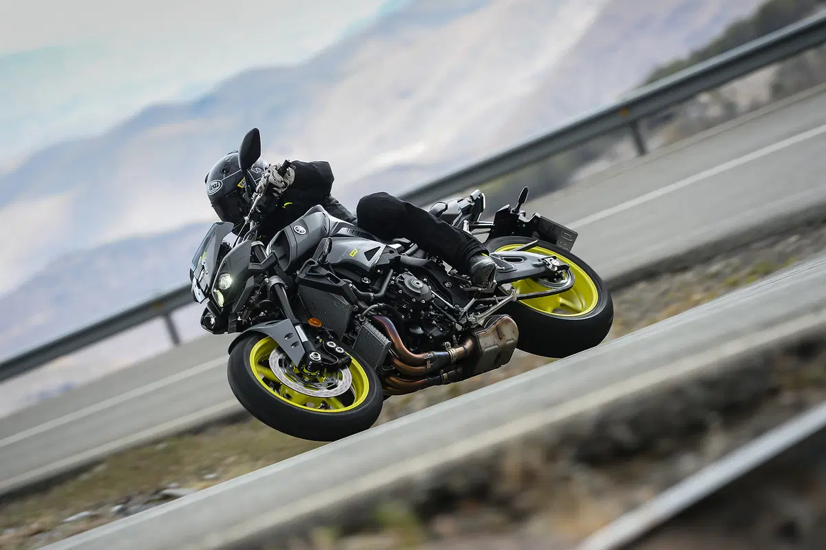Yamaha MT-10 (11)