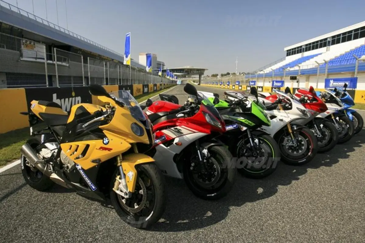 Test pneumatici. Michelin Power Cup (24)