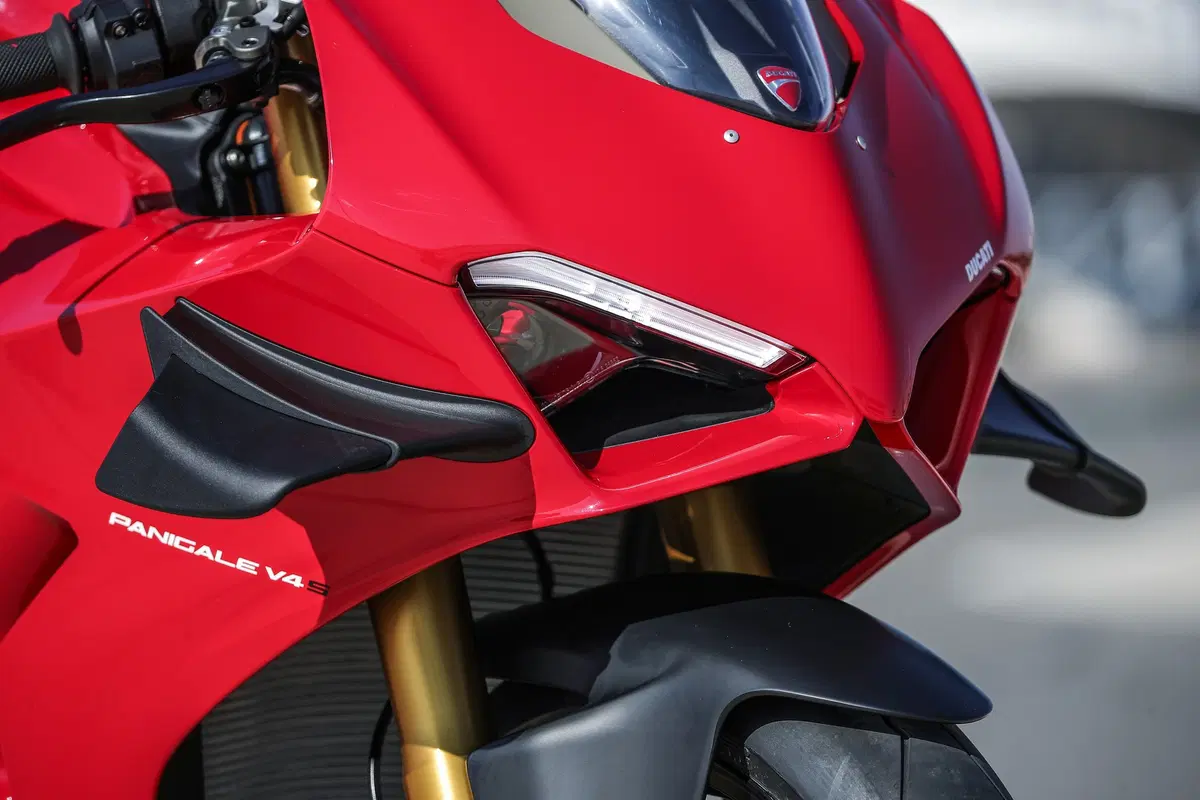 Ducati Panigale V4 S 2020 Modifiche