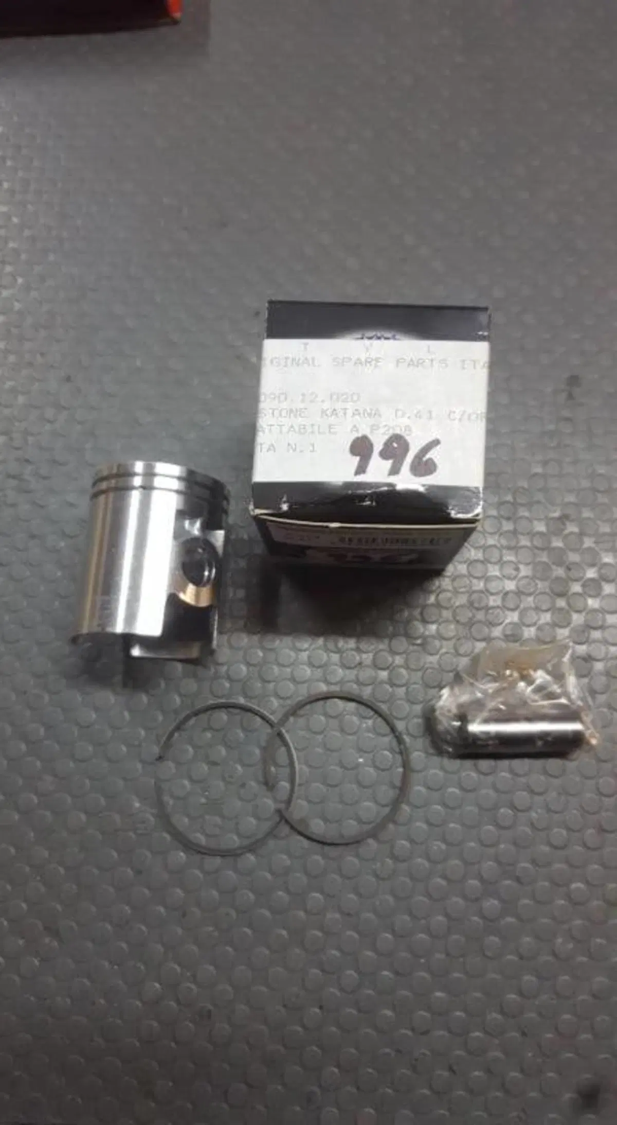 PISTONE BARIKIT DIAM. 41 SUZUKI KATANA 50 CC Styl