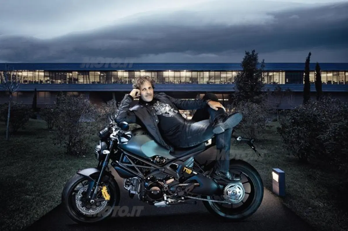 A Roma Fiorello e Asia Argento presentano la Ducati Monster Diesel (23)